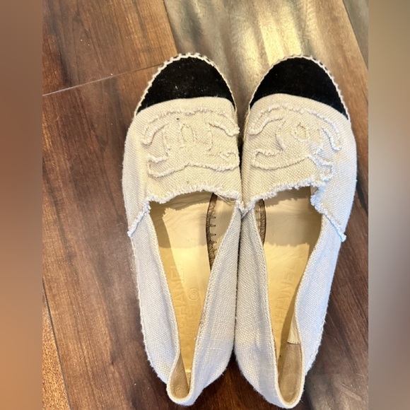 Chanel cream espadrilles size 40 - Picture 2 of 16